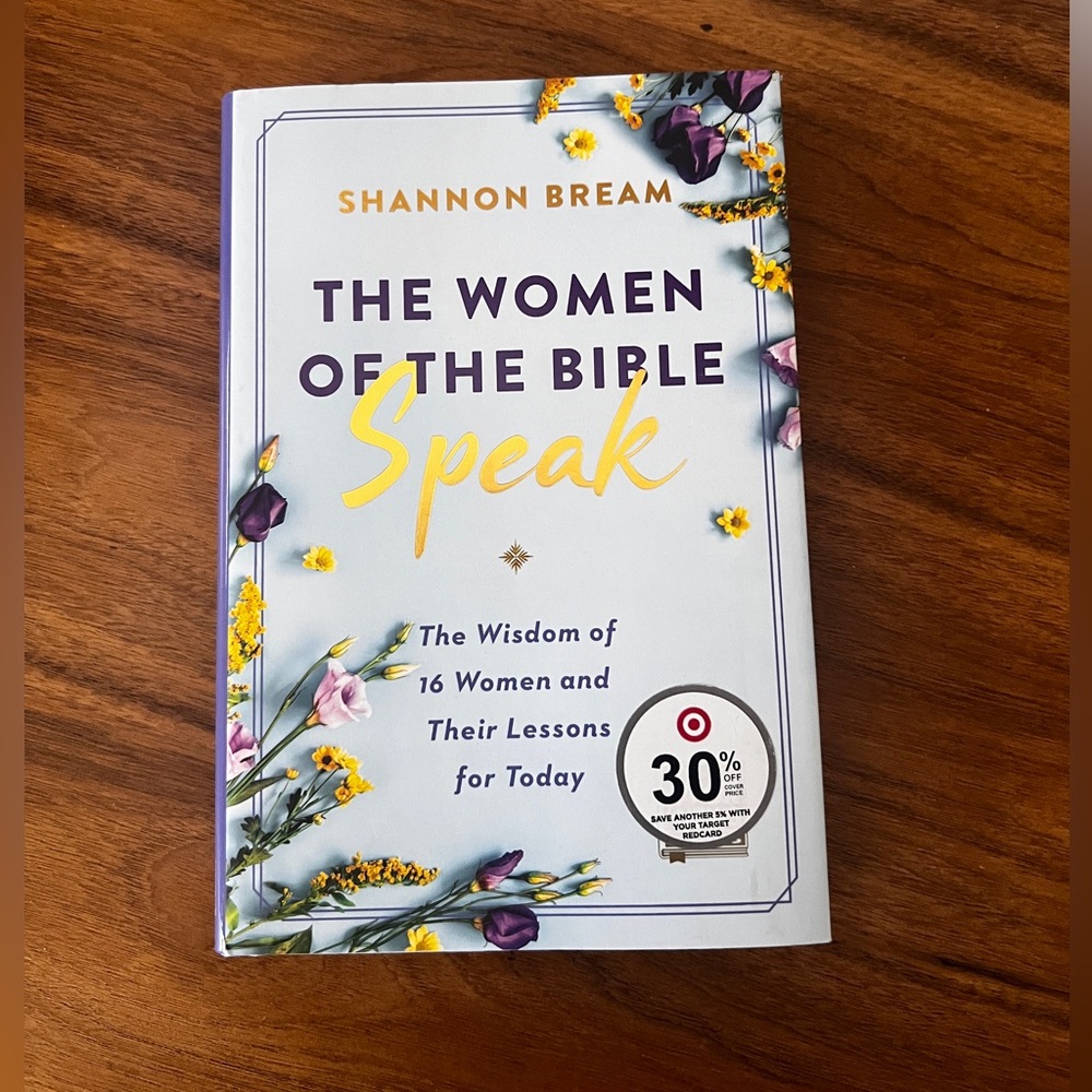 Book The Women of the Bible Speak
Hardcover
Shannon Bream
New